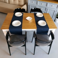 Dvojfarebný dubový stôl s profilovanými nohami - 8729